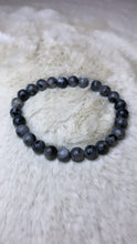 Load image into Gallery viewer, Labradorite bracelet